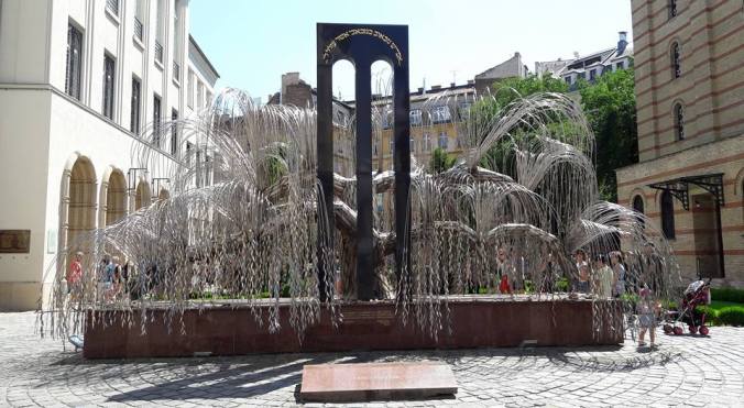 20800059_1981699342106065_3100656102944261620_n